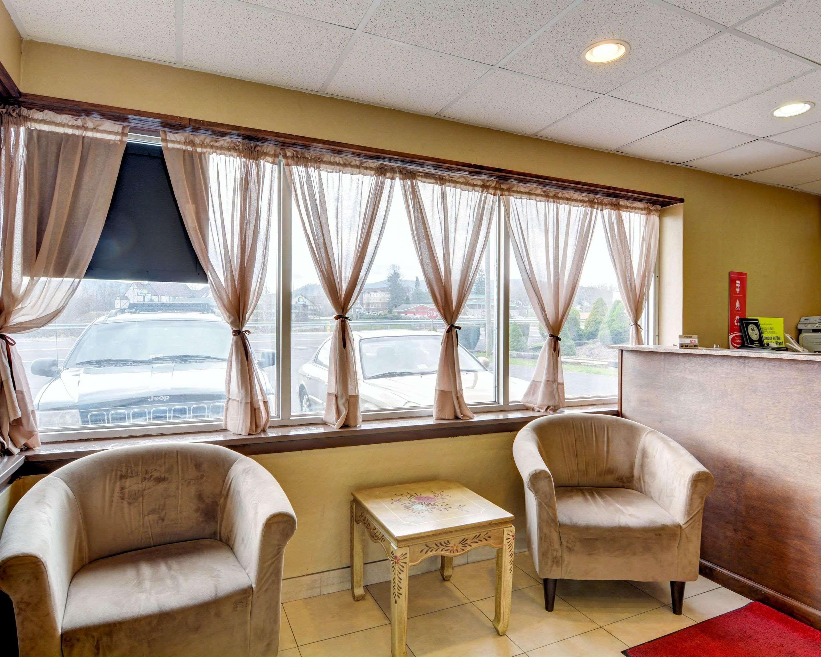 Econo Lodge Wytheville I-77 & I-81 Eksteriør bilde