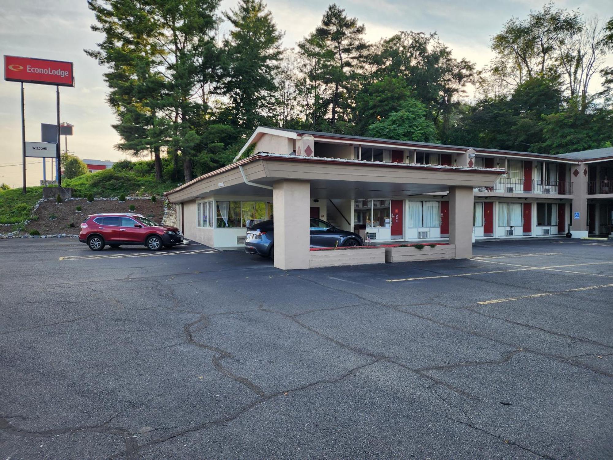 Econo Lodge Wytheville I-77 & I-81 Eksteriør bilde