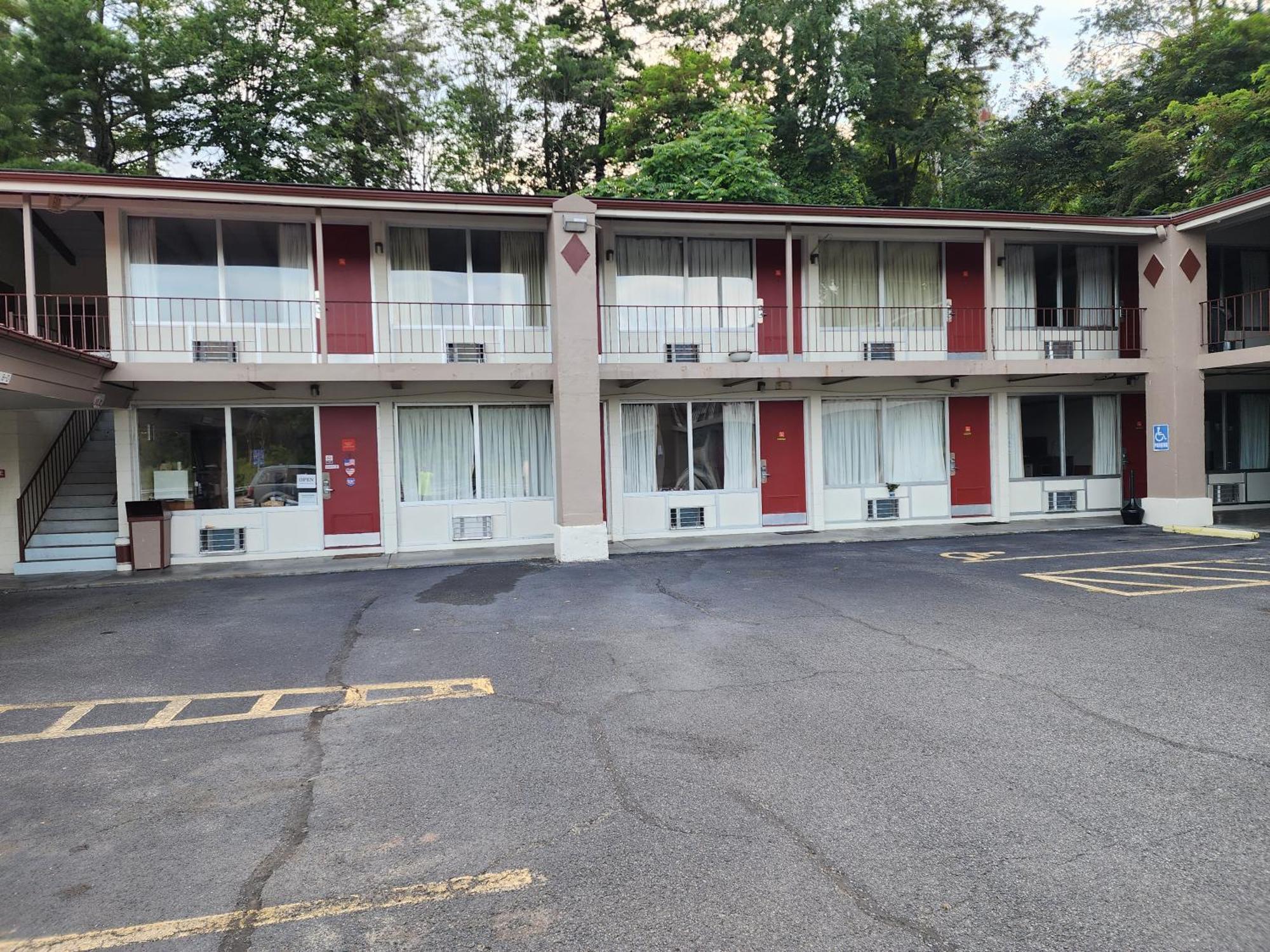 Econo Lodge Wytheville I-77 & I-81 Eksteriør bilde