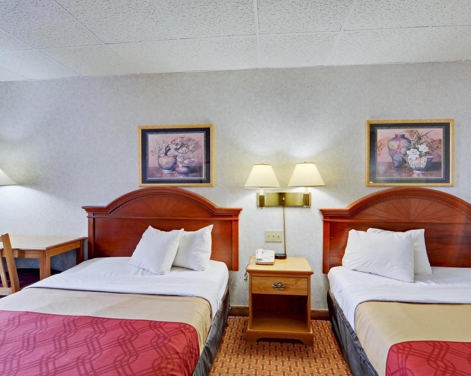 Econo Lodge Wytheville I-77 & I-81 Eksteriør bilde