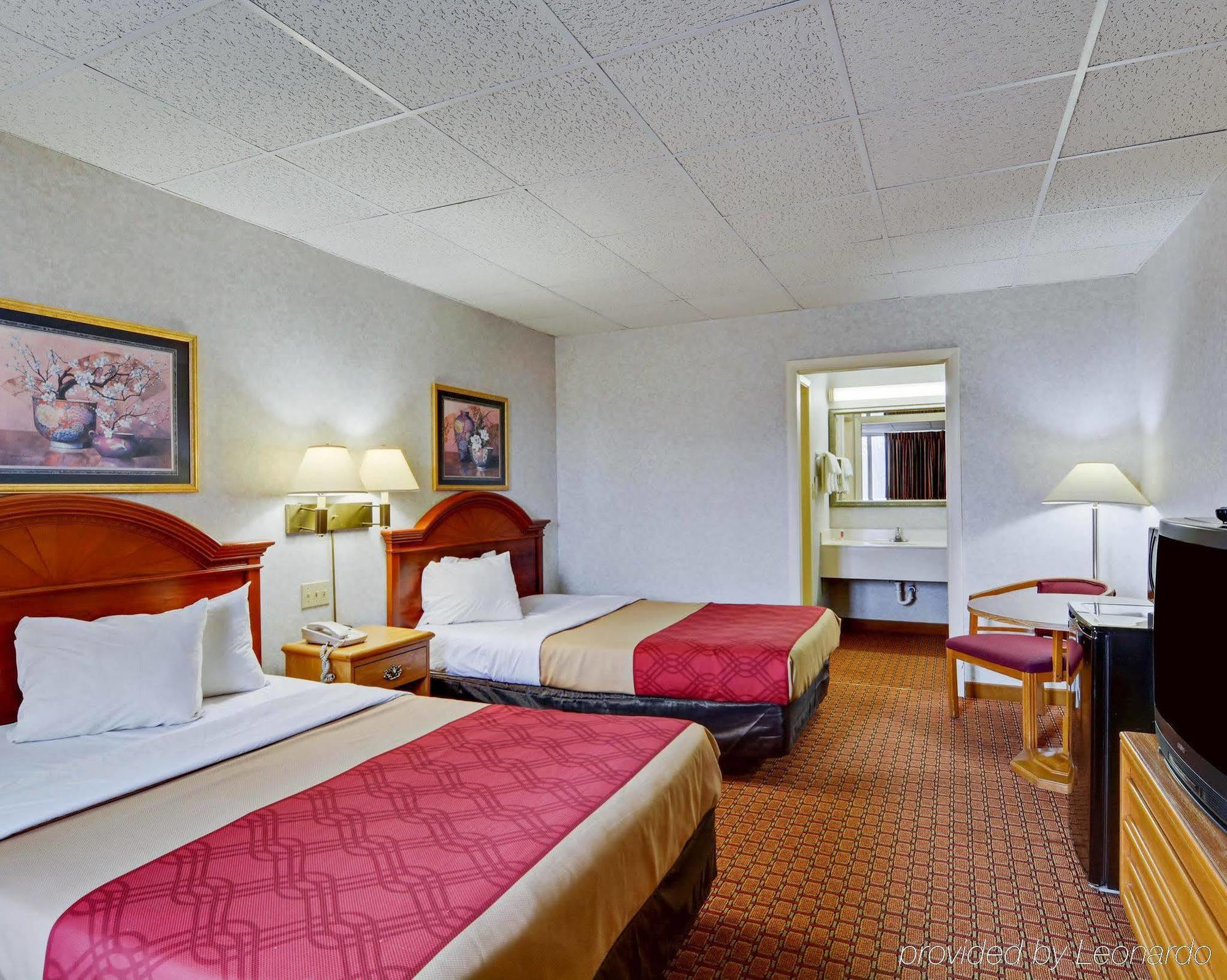 Econo Lodge Wytheville I-77 & I-81 Eksteriør bilde